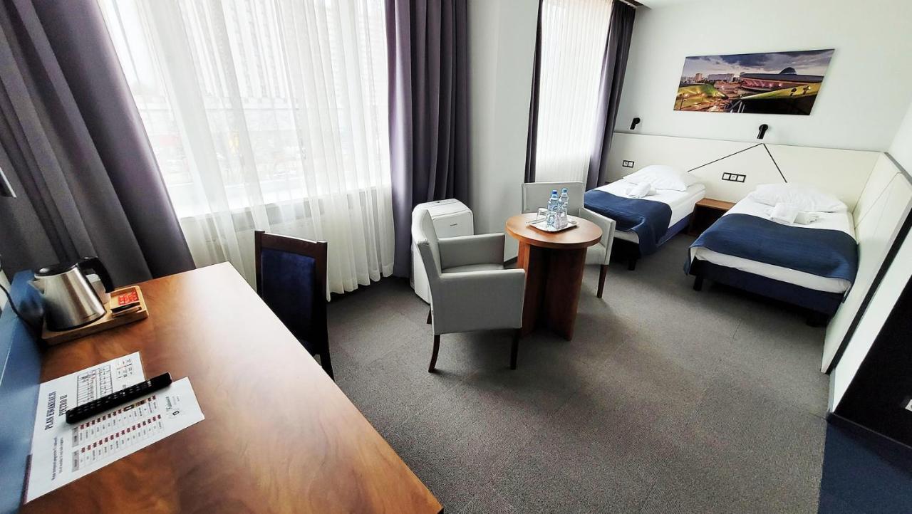 Hotel Katowice Premium Bagian luar foto