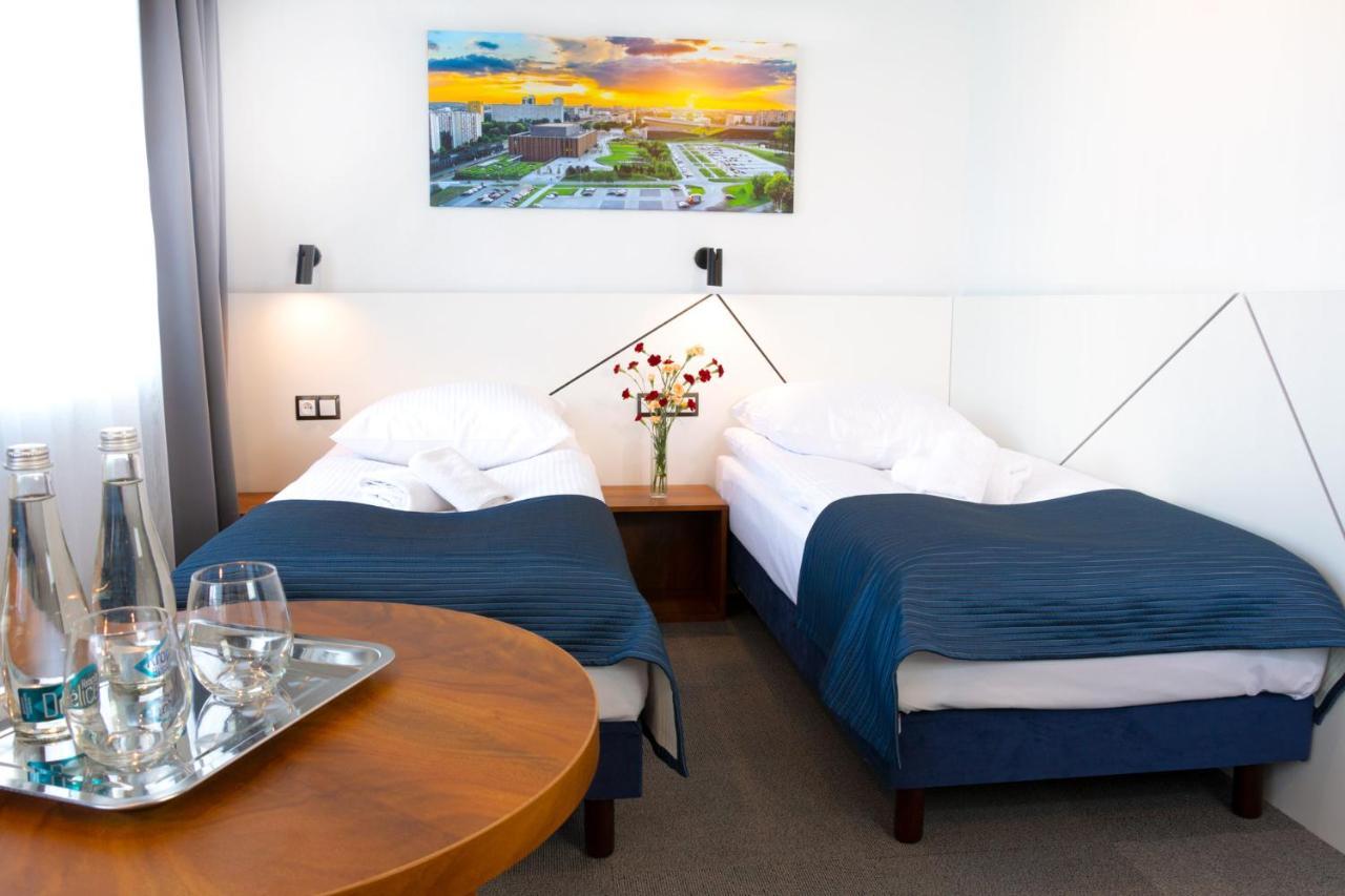 Hotel Katowice Premium Bagian luar foto