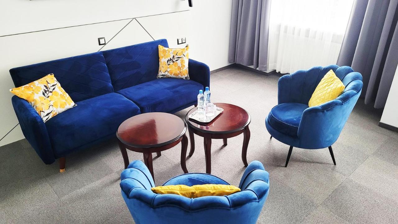 Hotel Katowice Premium Bagian luar foto